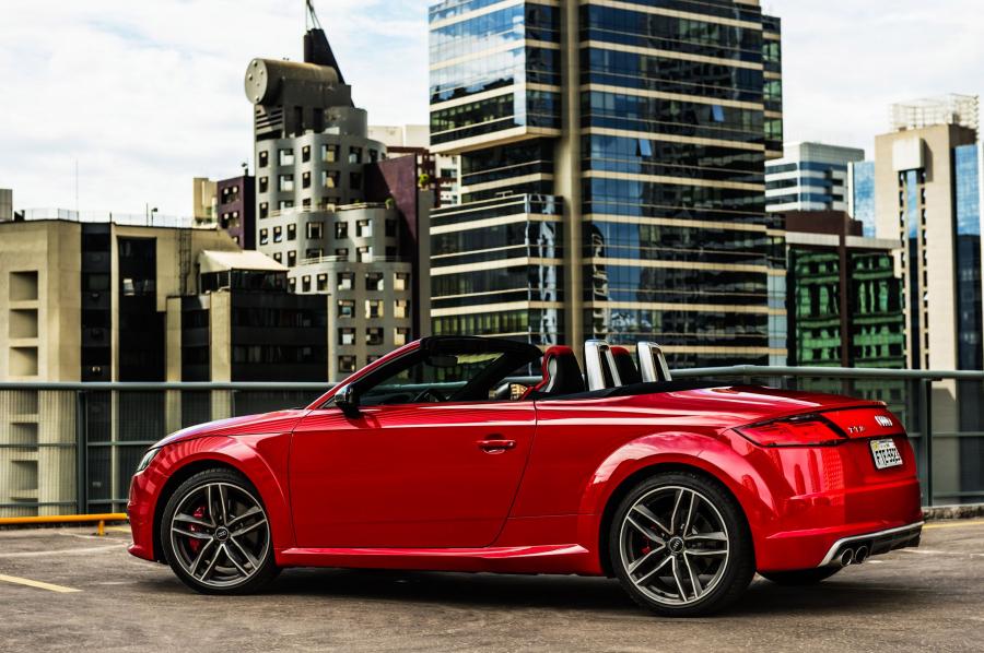  Audi TTS Roadster (8S) 2016 года  (LA) (фото 26 из 27)